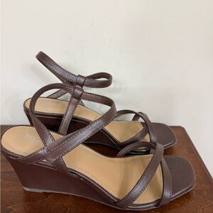 Michaels Chocolate Brown Strappy Wedges
